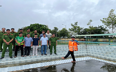 Công an xã Vĩnh Lợi tổ chức tập huấn kỹ năng bơi cứu nạn, cứu hộ năm 2026