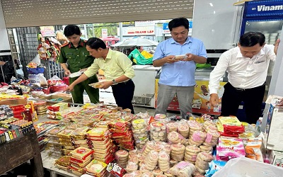 Công an xã Lương Thế Trân phối hợp ra quân kiểm tra an toàn thực phẩm phục vụ Tết Trung thu năm 2026